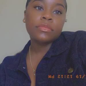 Meet your Posher, Maya